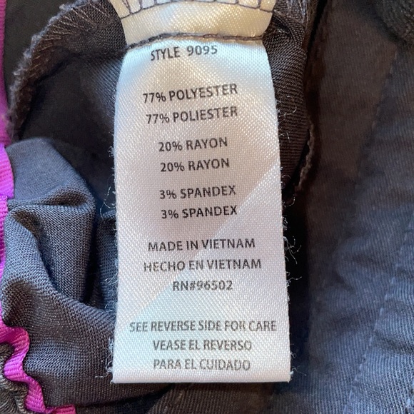 Purple Label by Healing Hands Scrubs - Picture 8 of 9